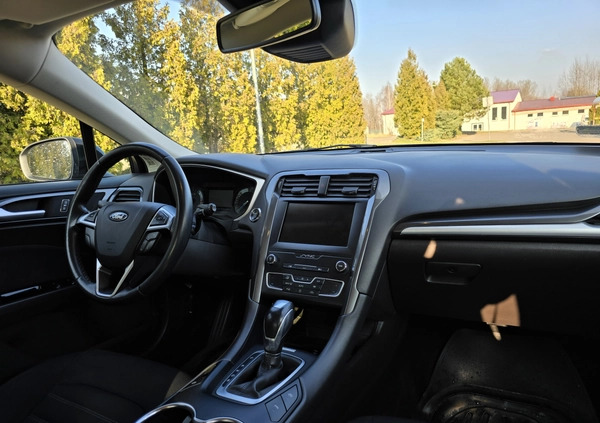 Ford Mondeo cena 62361 przebieg: 160000, rok produkcji 2019 z Kielce małe 407